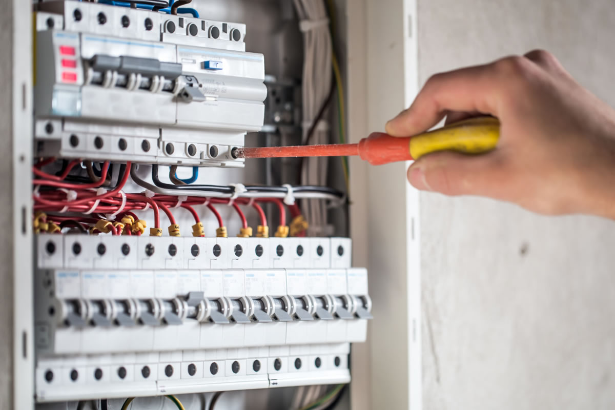 Five Steps to Properly Read Your Electrical Panel