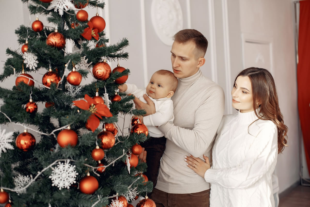 Decorating and Party Tips for Keeping Toddlers Safe During the Holiday Seasonv