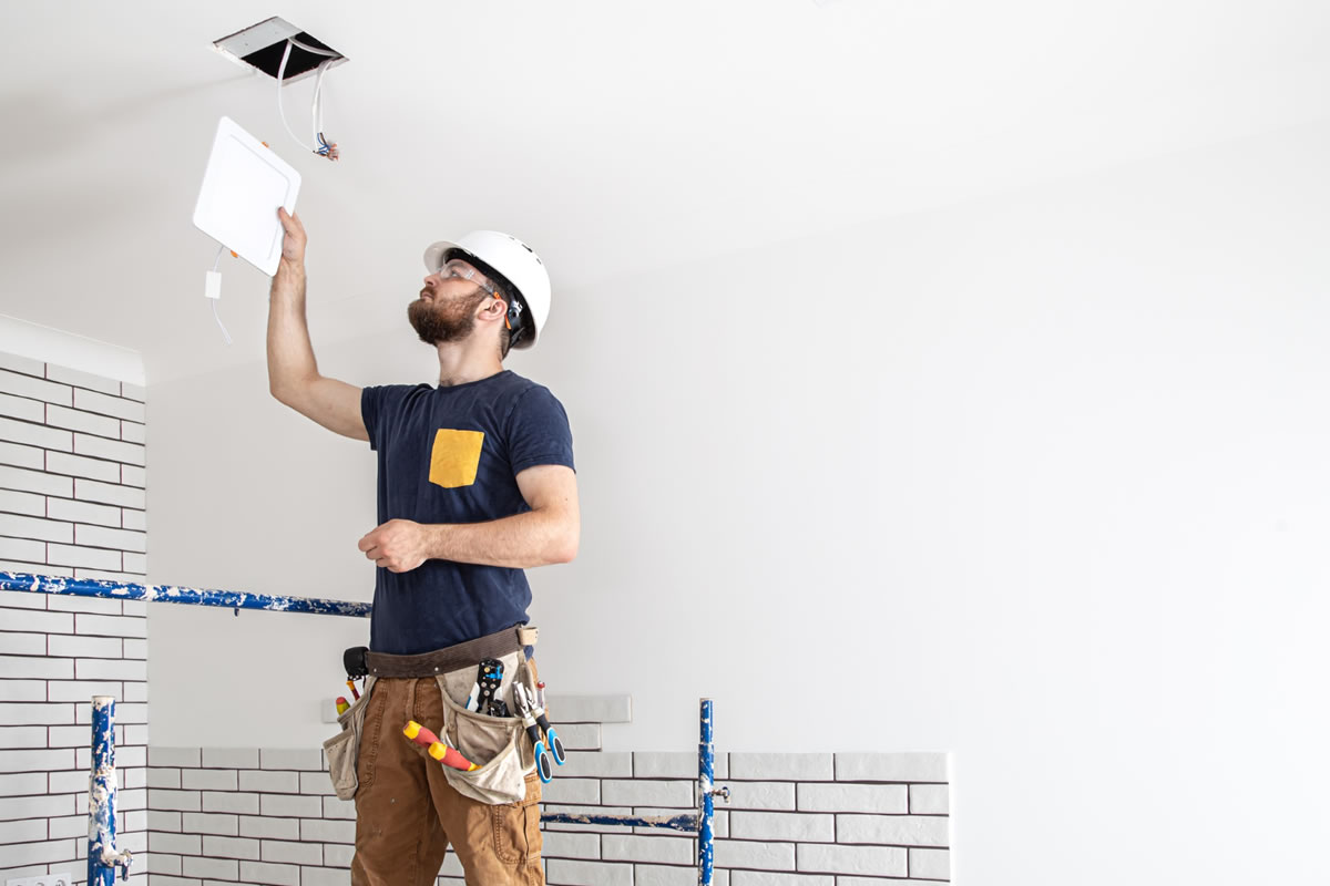 How Our Electricians in Winter Park, FL Can Help Your Business