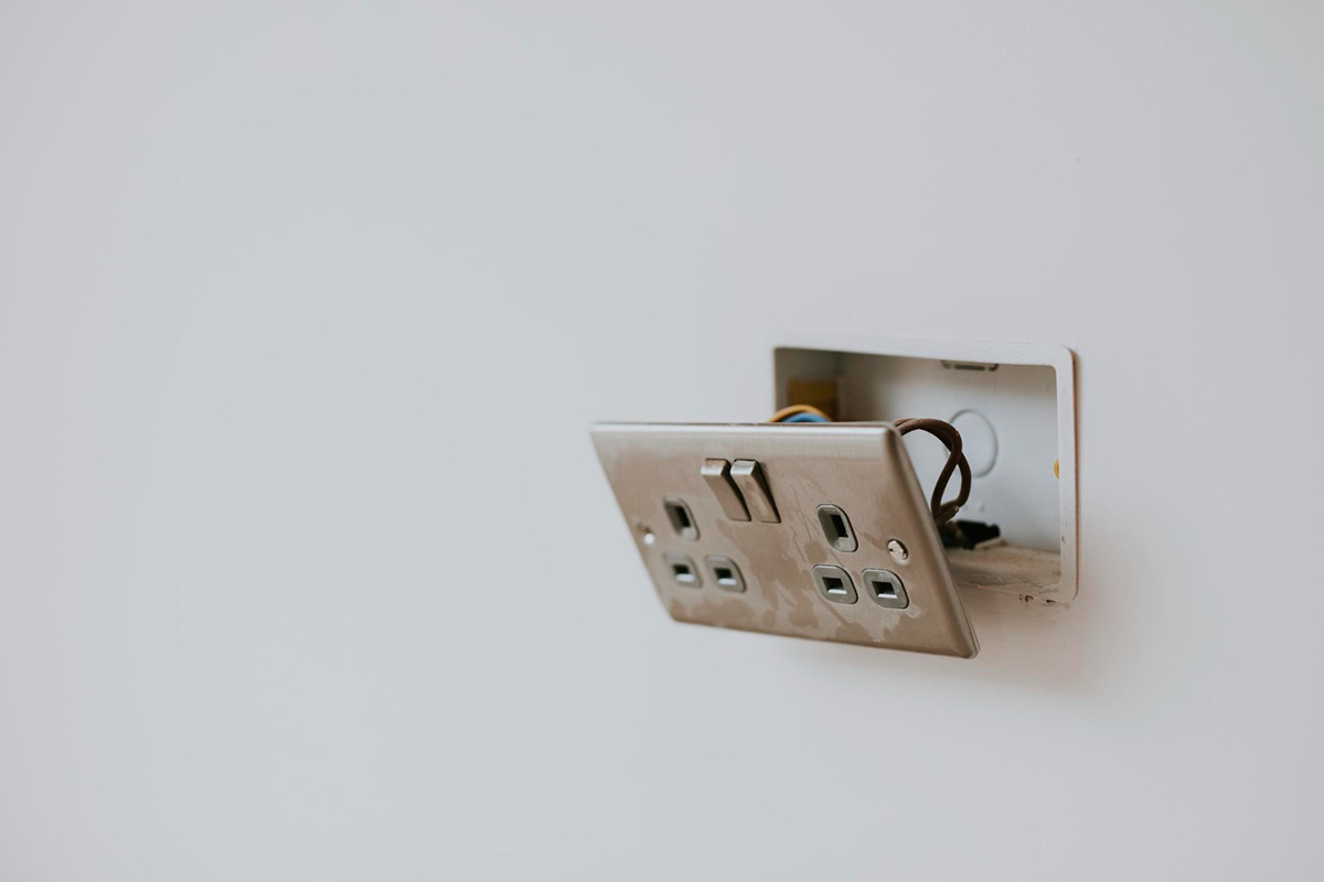 Signs It's Time To Replace Electrical Outlets