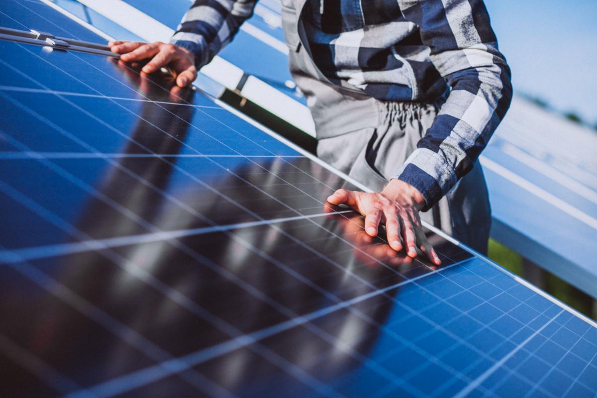 6 Benefits of Installing Solar Panels on Your Florida Home