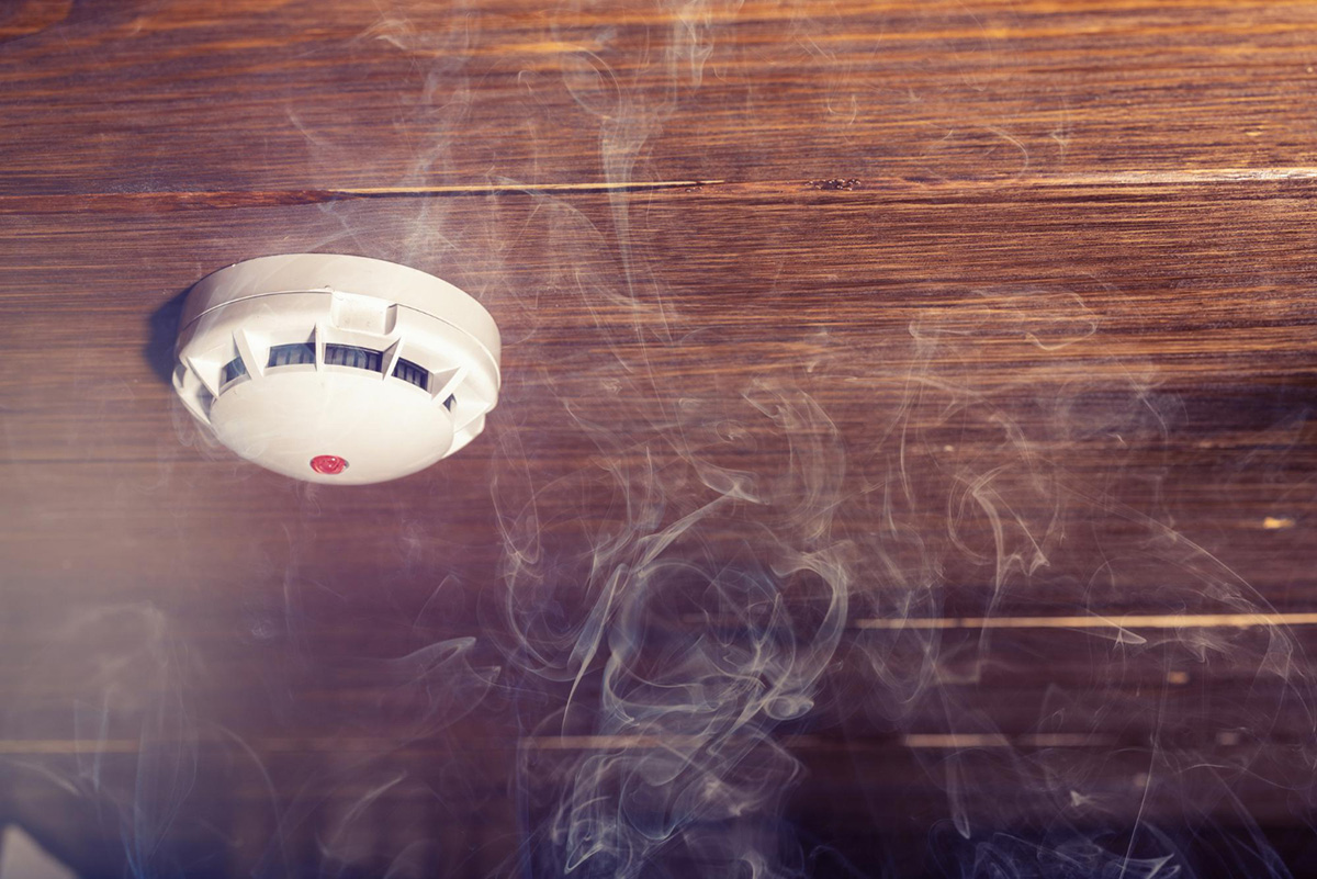 5 Signs That You Need Smoke Detectors