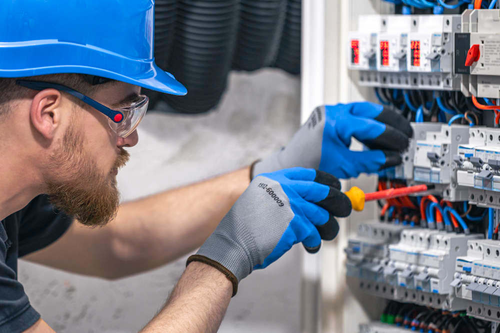 Why Your Apopka Home May Need an Electrical Panel Upgrade